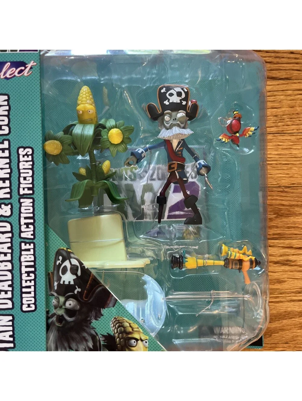 Diamond Select Toys PLants vs Zombies Captain Deadbeard & Kernal Corn 5